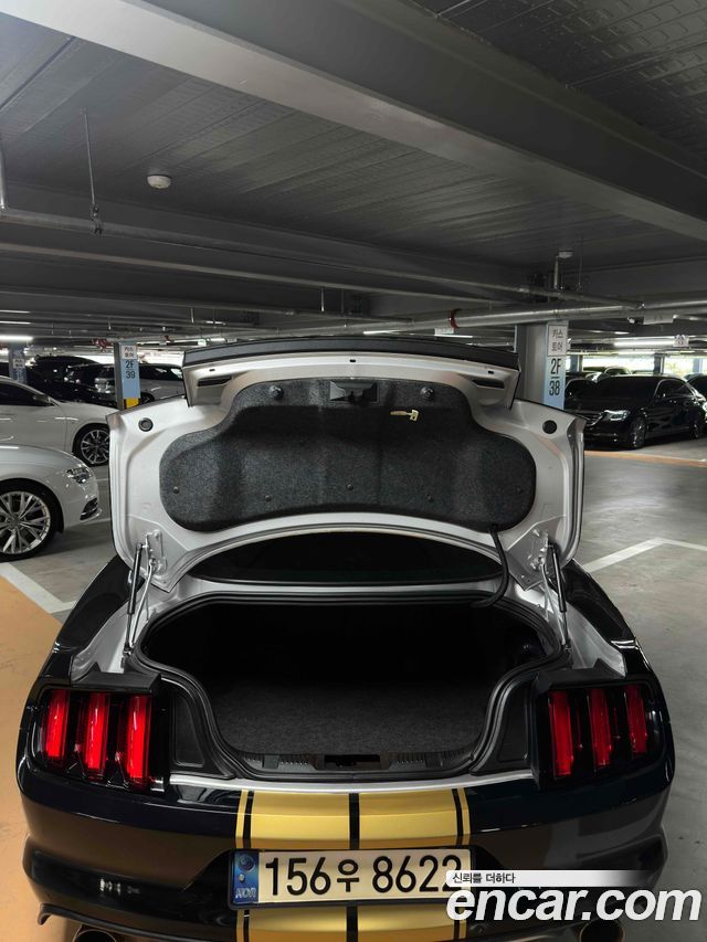 Ford Mustang 2016 — photo 8