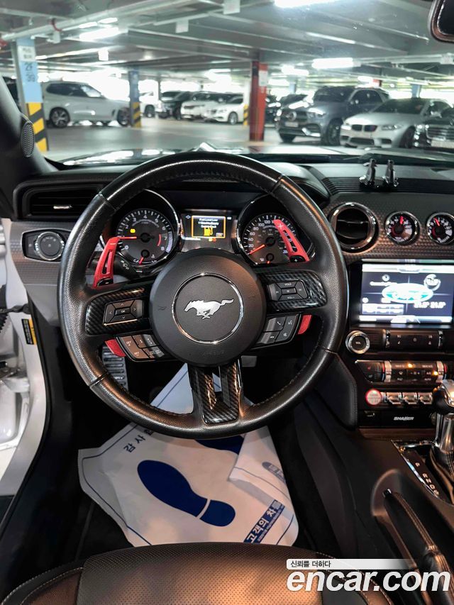 Ford Mustang 2016 — photo 11