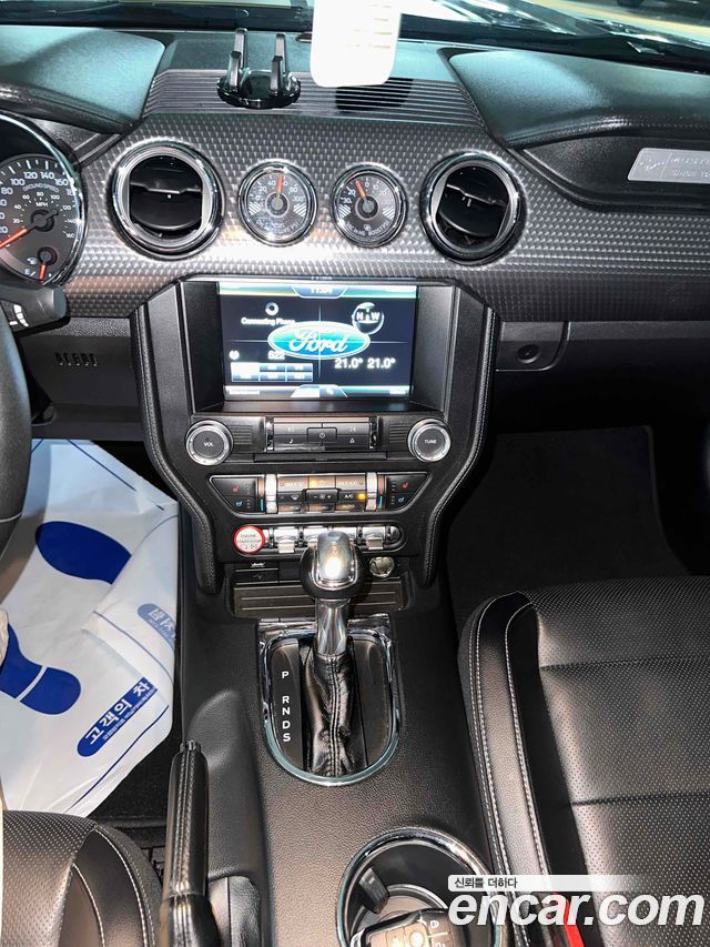 Ford Mustang 2016 — photo 12