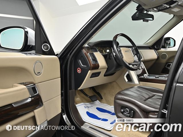 Land Rover Range Rover 2016 — photo 11