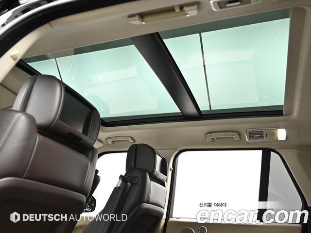 Land Rover Range Rover 2016 — photo 18
