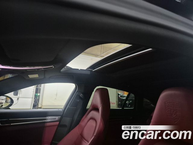 Porsche Panamera 2023 — photo 8