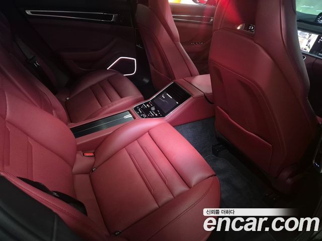 Porsche Panamera 2023 — photo 12