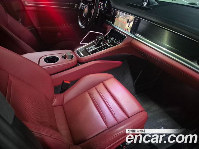 Porsche Panamera 2023 — photo 13