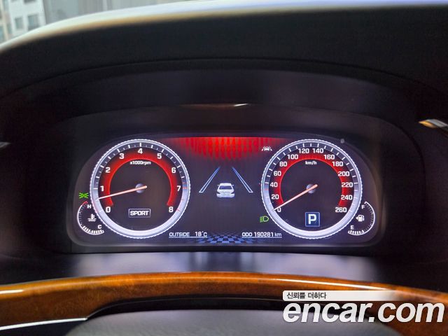 Hyundai Equus 2014 — photo 8