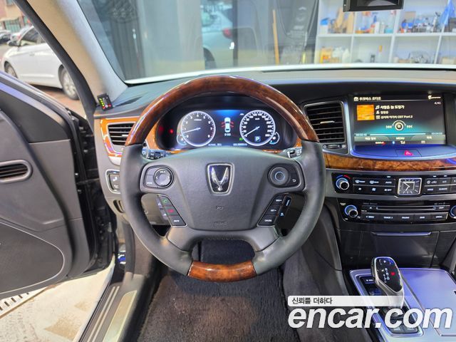 Hyundai Equus 2014 — photo 9