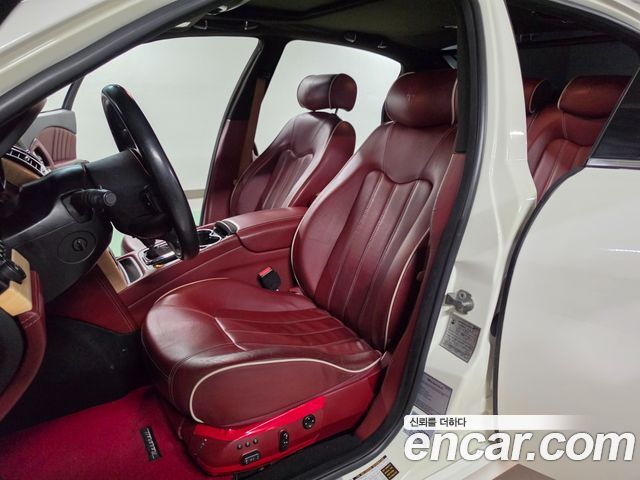 Maserati Quattroporte 2010 — photo 17