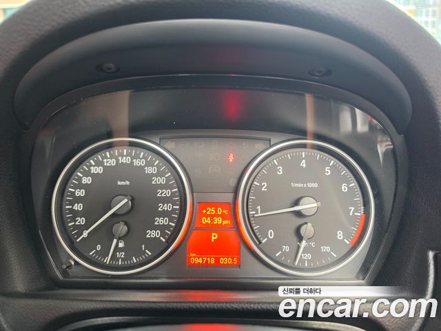 BMW 3-Series 2012 — photo 10