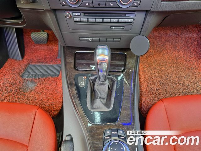 BMW 3-Series 2012 — photo 12
