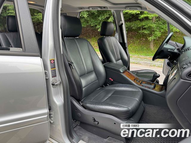 Mercedes-Benz M-class 2004 — photo 14