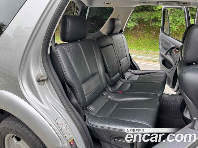 Mercedes-Benz M-class 2004 — photo 16
