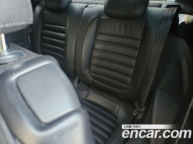 Volkswagen Beatle 2013 — photo 10