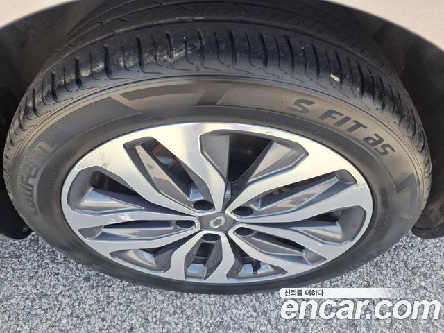Renault Korea SM6 2016 — photo 5