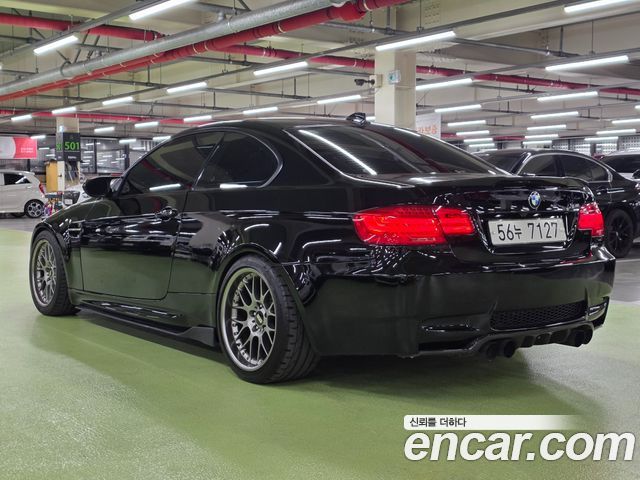 BMW M3 2009 — photo 6