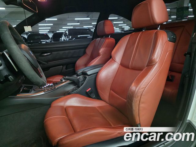 BMW M3 2009 — photo 10