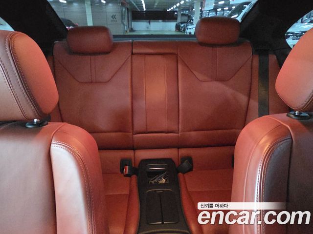 BMW M3 2009 — photo 15
