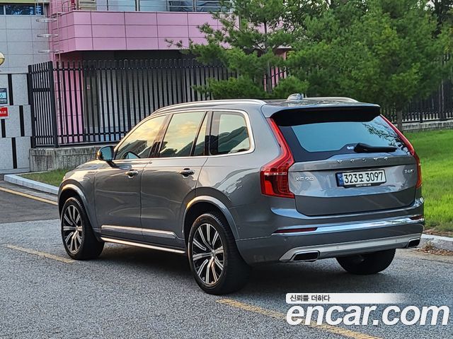 Volvo XC90 2020 — photo 3