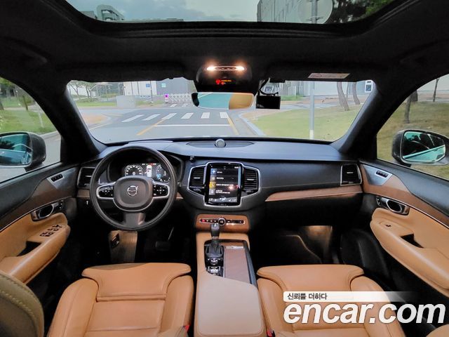 Volvo XC90 2020 — photo 7