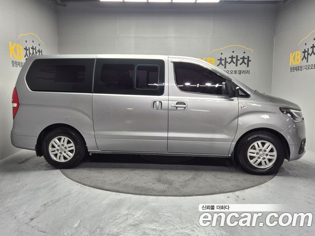 Hyundai Starex 2020 — photo 3