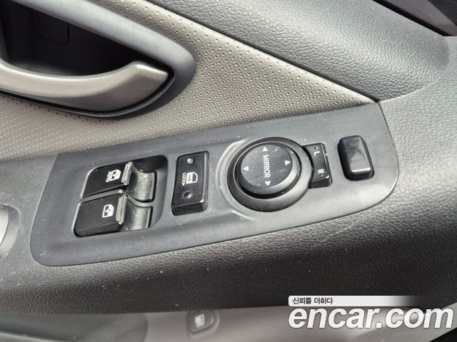 Hyundai Starex 2020 — photo 7