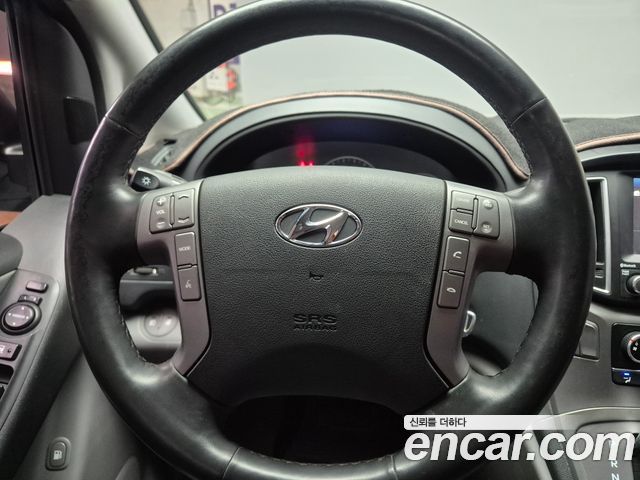 Hyundai Starex 2020 — photo 10