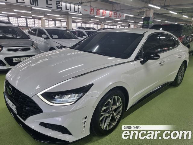 Hyundai Sonata 2022 — photo 19
