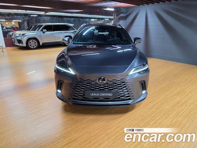 Lexus RX 2025 — photo 3