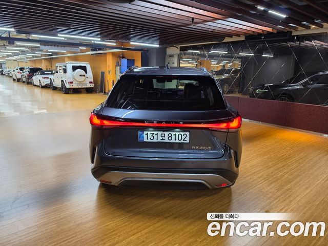 Lexus RX 2025 — photo 4