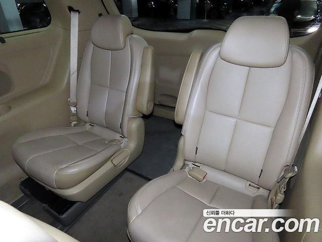 Kia Canival 2018 — photo 8