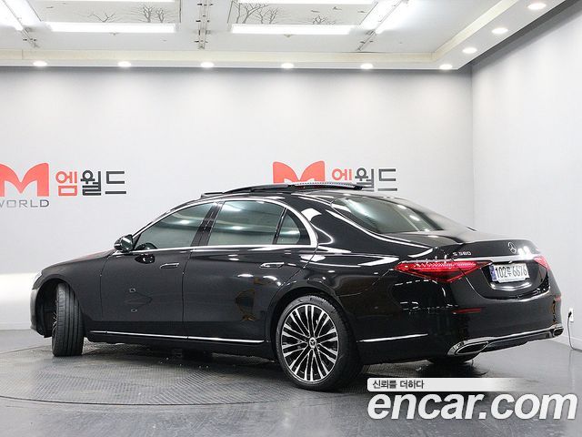 Mercedes-Benz S-Class 2023 — photo 4