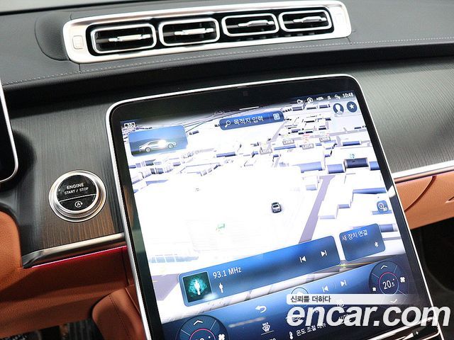 Mercedes-Benz S-Class 2023 — photo 19
