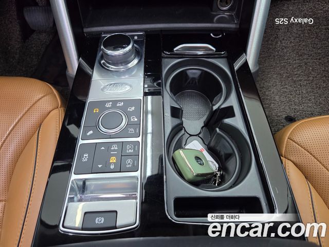Land Rover Discovery 2018 — photo 9