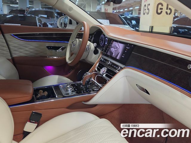 Bentley Flying Spur 2022 — photo 11