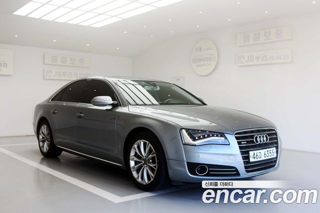 Audi A8 2011 — photo 7
