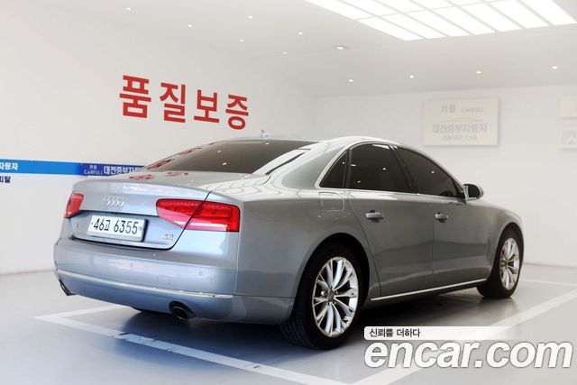 Audi A8 2011 — photo 8