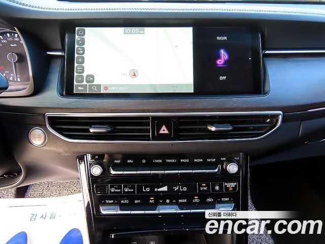 Kia K7 2020 — photo 13