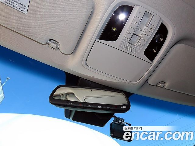 Kia K7 2020 — photo 15