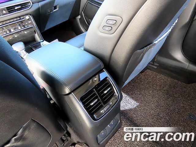 Kia K7 2020 — photo 17