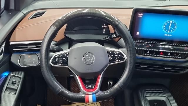 Volkswagen ID.4 2022 — photo 9