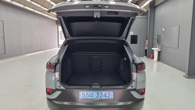 Volkswagen ID.4 2022 — photo 16