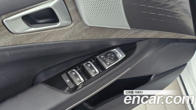 Kia K8 2022 — photo 29