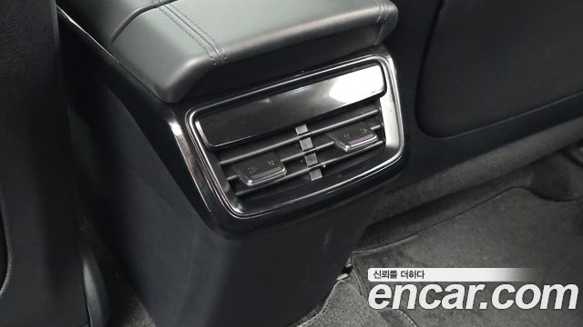 Kia K8 2022 — photo 31