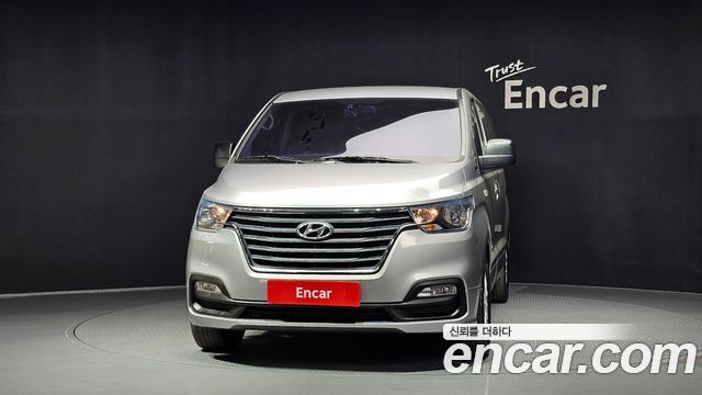 Hyundai Starex 2019 — photo 3
