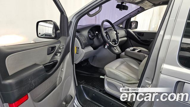 Hyundai Starex 2019 — photo 10