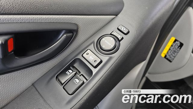 Hyundai Starex 2019 — photo 19