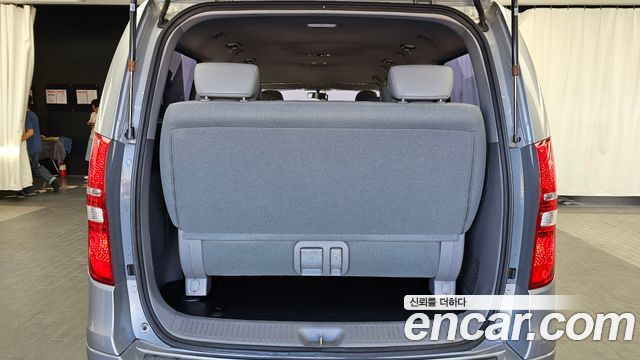 Hyundai Starex 2019 — photo 20
