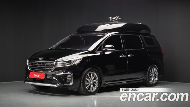 Kia Canival 2019 — photo 1
