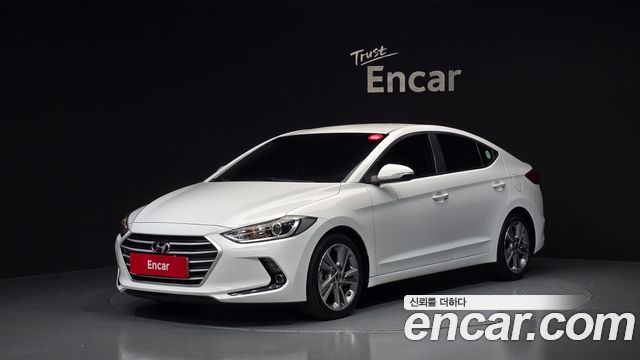 Hyundai AVANTE 2018 — photo 1