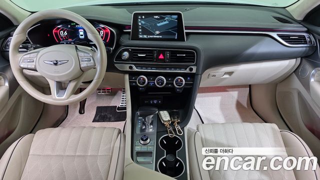 Genesis G70 2019 — photo 10