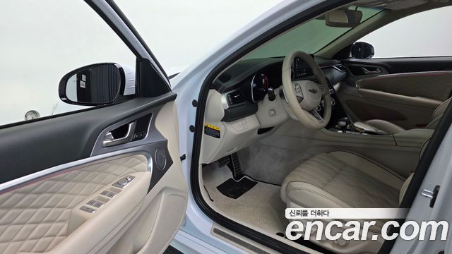 Genesis G70 2019 — photo 19